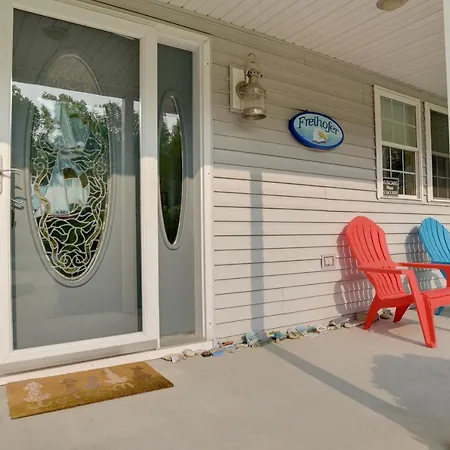 Lakefront De Tour Village Home With Deck And Fire Pit!